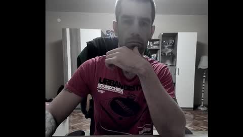 Runaway online show from 11.26.25