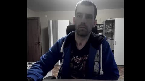 Runaway online show from 01.12.26