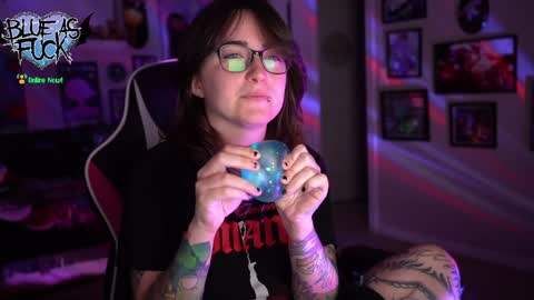 Blue online show from 12.20.24