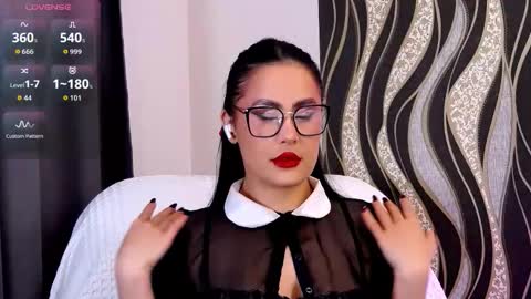 Snapshot of blueberryangel chatting on 11.29.25 LENA online show from 11.29.25