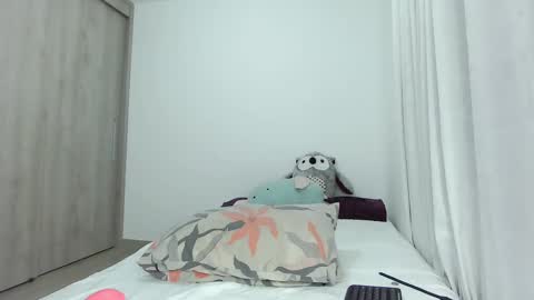 bluediamond_ online show from 02.20.25