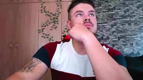 blueeyeboy0 online show from 11.12.25