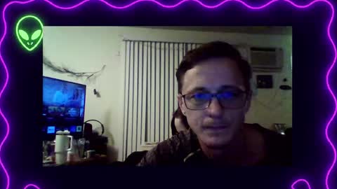 Snapshot of blueeyedbeauty1995 chatting on 11.11.25 Blueeyedbeauty online show from 11.11.25