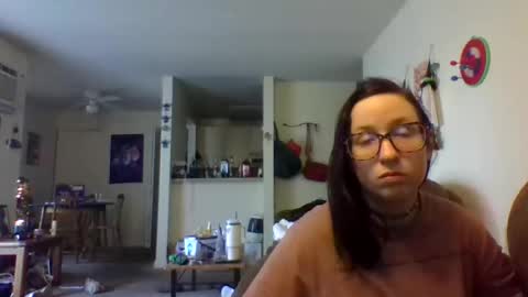 Snapshot of blueeyedbeauty1995 chatting on 11.19.25 Blueeyedbeauty online show from 11.19.25