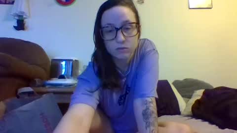 Snapshot of blueeyedbeauty1995 chatting on 02.02.26 Blueeyedbeauty online show from 02.02.26