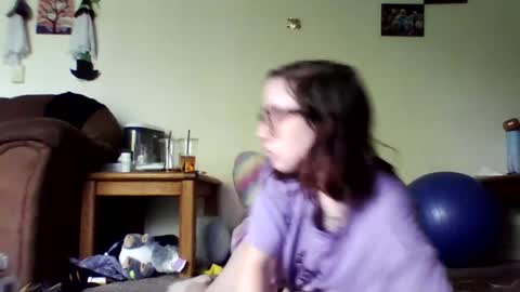 Snapshot of blueeyedbeauty1995 chatting on 06.15.26 Blueeyedbeauty online show from 06.15.26