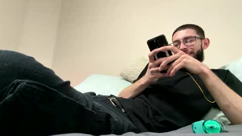 Snapshot of blueeyedcurvy chatting on 04.10.26 blueeyedcurvy online show from 04.10.26