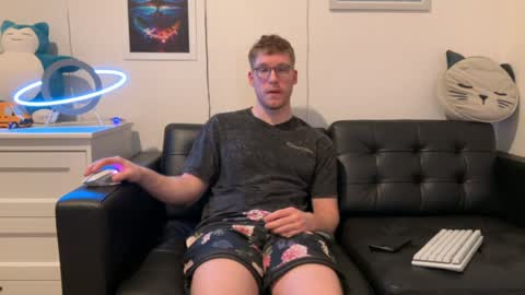 blueeyedtallguy online show from 12.20.24