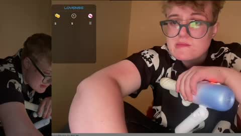 Snapshot of bluejayyboi chatting on 05.29.26 Jay online show from 05.29.26