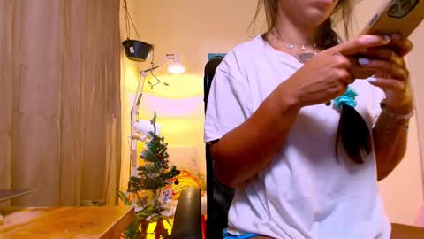 FLORAA online show from 12.20.25