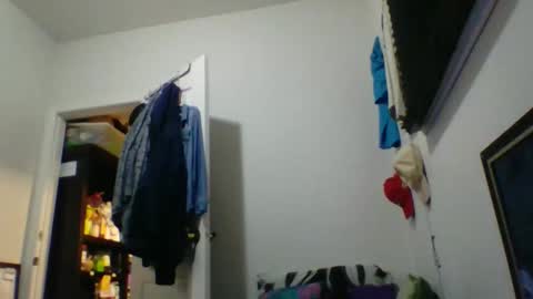 bluevegeta143 online show from 02.15.26