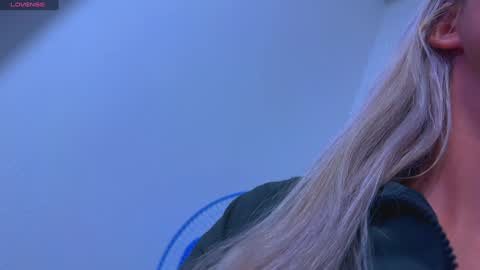 Snapshot of blush_mikki chatting on 01.27.25 Mikki chan online show from 01.27.25