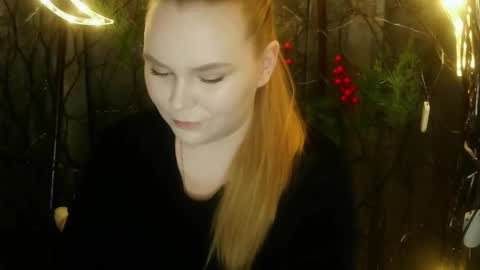 Snapshot of blushing_star chatting on 01.16.26 blushing_star online show from 01.16.26