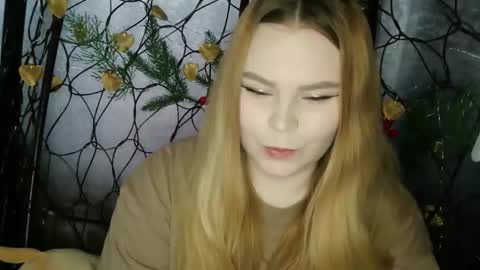 Snapshot of blushing_star chatting on 02.21.26 blushing_star online show from 02.21.26