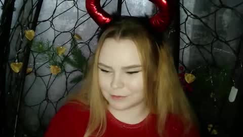 Snapshot of blushing_star chatting on 02.22.26 blushing_star online show from 02.22.26