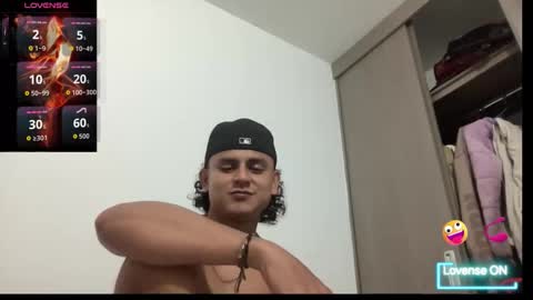 Snapshot of bob_pettersonn chatting on 10.26.25 Bob INDEPENDENT MODEL online show from 10.26.25