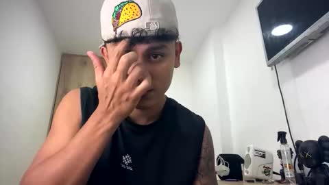 Bob  INDEPENDENT MODEL online show from 03.31.26