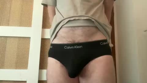 Snapshot of bobbybrownshoozz chatting on 03.02.26 bobbybrownshoozz online show from 03.02.26