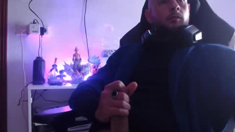 Snapshot of bodyking69 chatting on 01.27.25 bodyking69 online show from 01.27.25