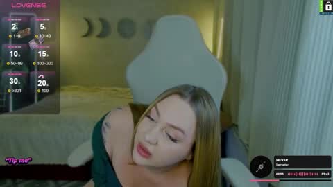  Lina  online show from 09.24.25