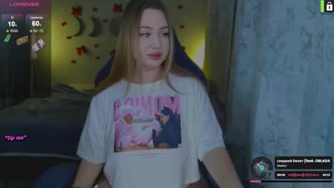  Lina  online show from 12.18.25