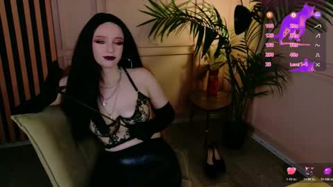Snapshot of bogemabella chatting on 04.24.26 Your Mistress Bella online show from 04.24.26