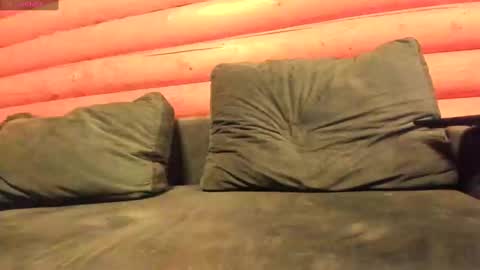 Nail and Olivia online show from 02.13.25