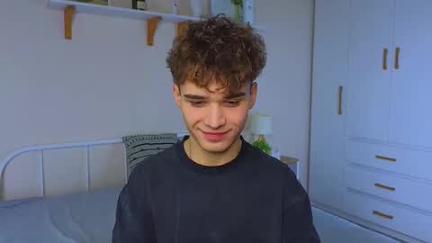 ALEXPVT IS OPEN online show from 11.17.25