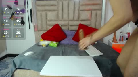 bombom_lux online show from 03.10.26