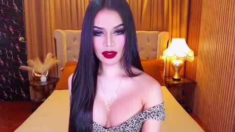 bombshellanita online show from 10.05.25