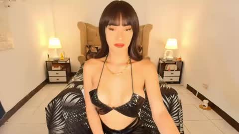 Snapshot of bombshelllaurax chatting on 07.09.26 bombshelllaurax online show from 07.09.26