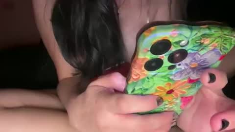 BonnettBonett   I cam from 4pm- 12am central time Costa Rica online show from 01.10.26