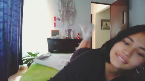 Bonnie  online show from 04.06.26