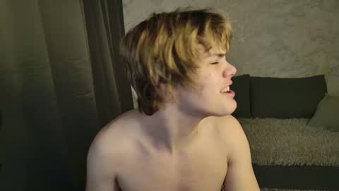 Snapshot of bonnie_and_c1yde chatting on 03.04.26 Jessy Mark online show from 03.04.26