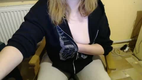 Snapshot of bonnie_fuck_clyde chatting on 01.15.25 Bonnie Fuck Clydes online show from 01.15.25