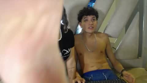 Snapshot of bonnieandclydecf chatting on 12.21.25 bonnieandclydecf online show from 12.21.25