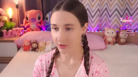 Emma online show from 09.20.25