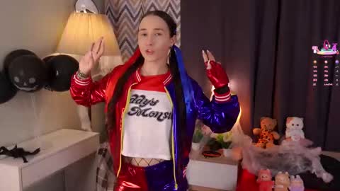 Emma online show from 11.01.25