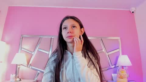 Snapshot of bonniepark_ chatting on 01.03.25 Bonnie online show from 01.03.25