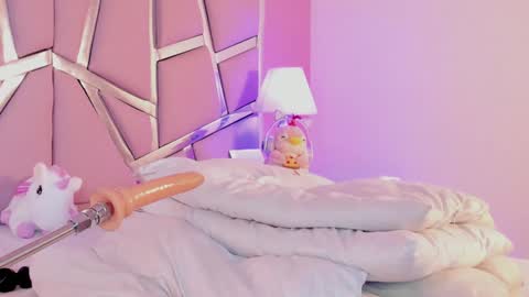 Snapshot of bonniepark_ chatting on 01.03.25 Bonnie online show from 01.03.25