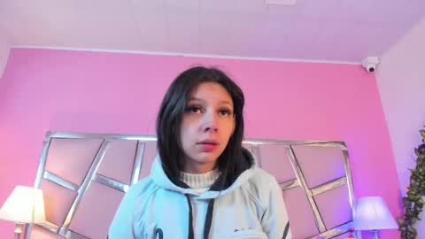 Snapshot of bonniepark_ chatting on 02.13.25 Bonnie online show from 02.13.25