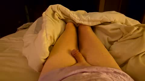 Snapshot of bono0155 chatting on 02.22.26 silky sissy sarah online show from 02.22.26