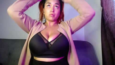 KIM     online show from 02.17.26