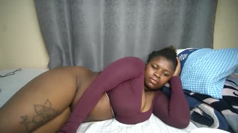 Snapshot of boobsgoddes chatting on 02.23.25 boobsgoddes online show from 02.23.25