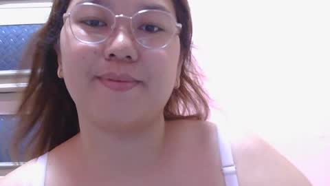 Snapshot of boobsiemarie chatting on 06.20.26 MommyMarie-Singlemom of 2. online show from 06.20.26