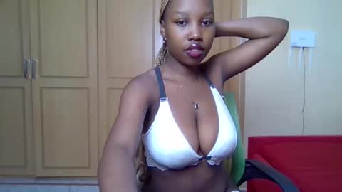 Snapshot of booby_cammy chatting on 05.04.26 barbie online show from 05.04.26