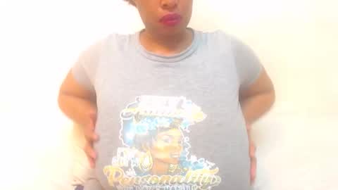 Snapshot of boobyqueen24 chatting on 04.25.26 boobyqueen online show from 04.25.26