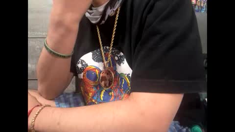 SHY BOY online show from 02.06.26