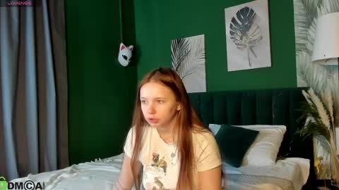 Milena online show from 05.25.26