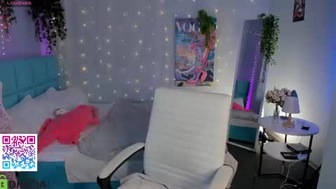 Snapshot of booozekirs_ chatting on 06.24.26 Milena online show from 06.24.26